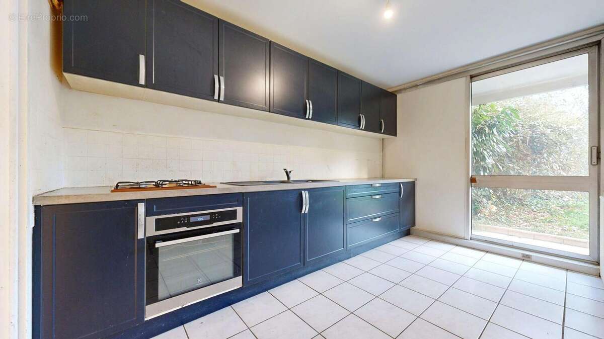 Appartement à LYON-8E