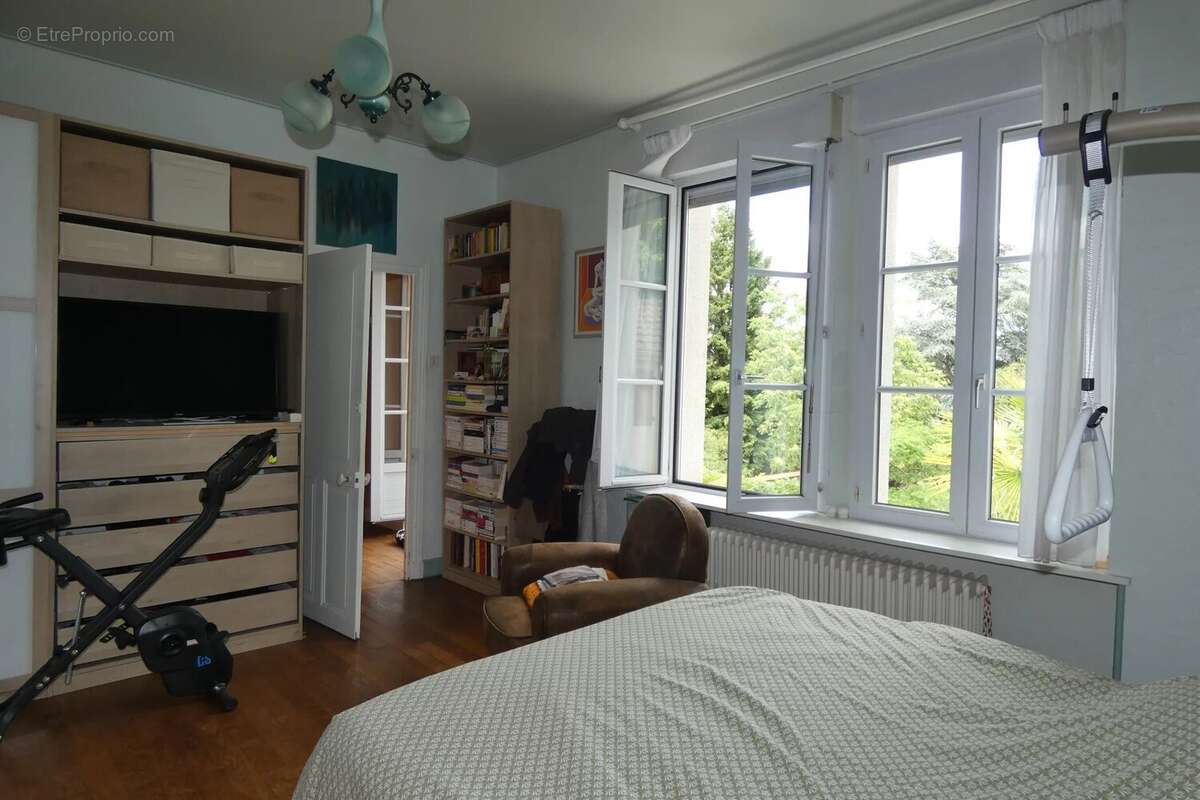 Le creusot - proche quartier foch -belle propriete - photo 13