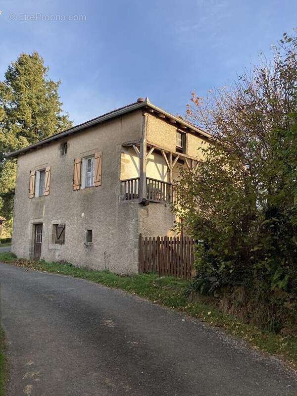 Maison à SAINTE-COLOMBE