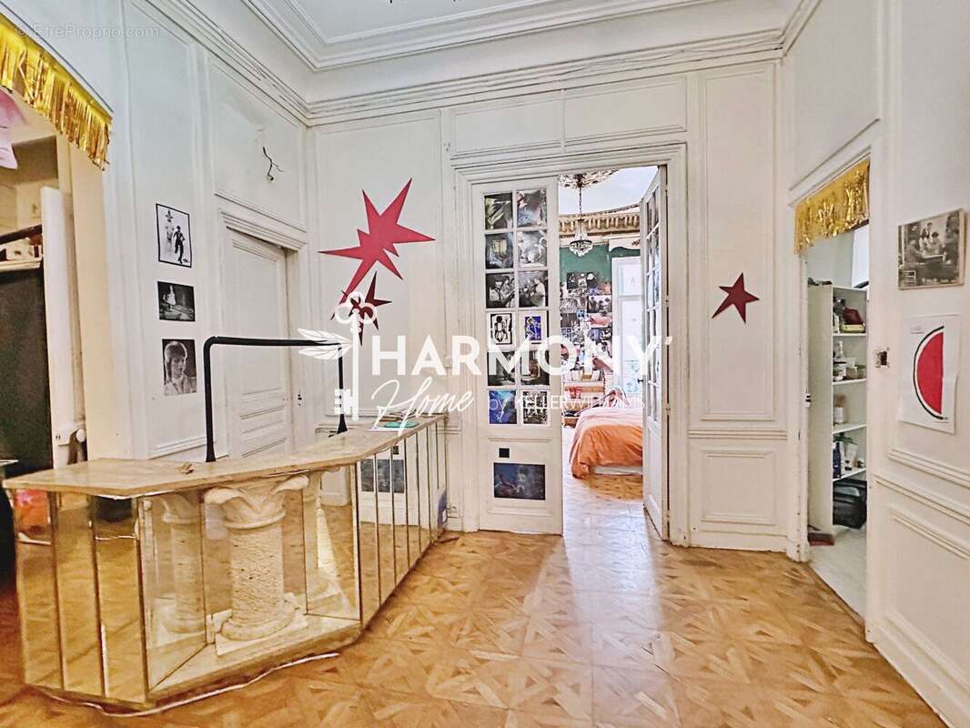 Appartement à MARSEILLE-6E