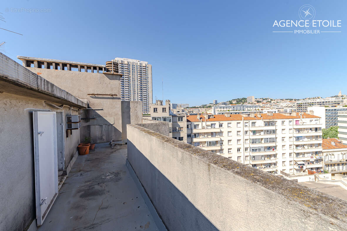 Appartement à MARSEILLE-8E