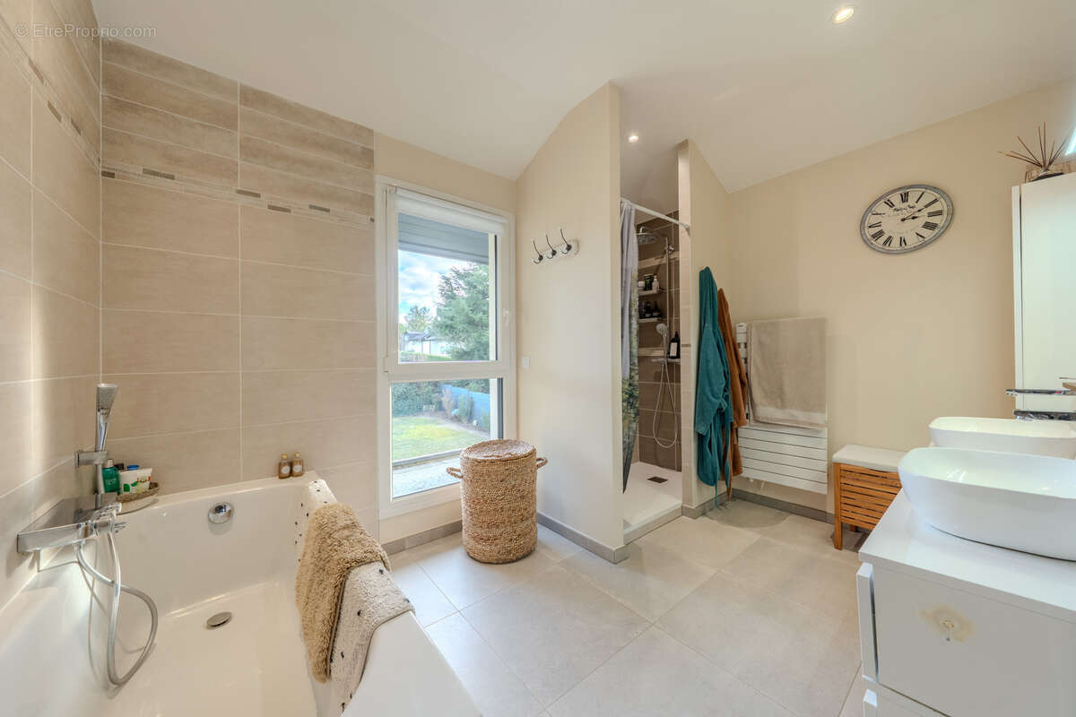 Maison à ANTHY-SUR-LEMAN