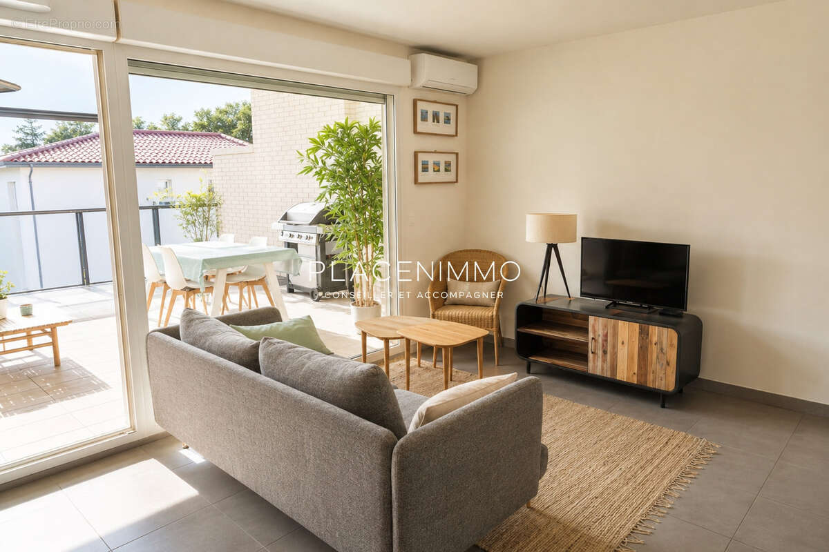 Appartement à CHARBONNIERES-LES-BAINS