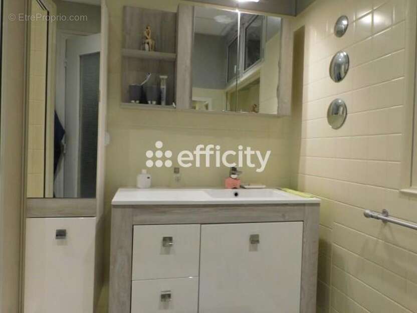 Maison à SAINT-JEAN-D&#039;ANGELY