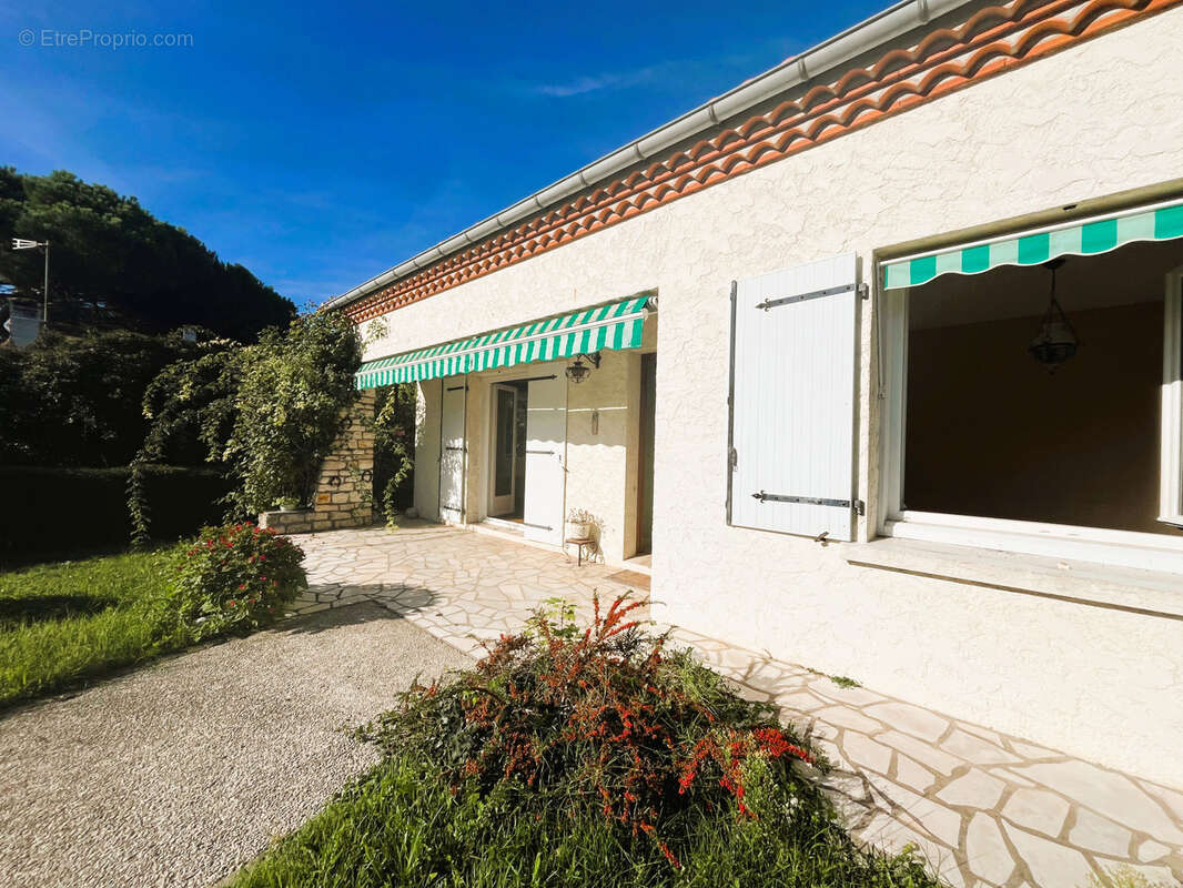 Maison à MESCHERS-SUR-GIRONDE