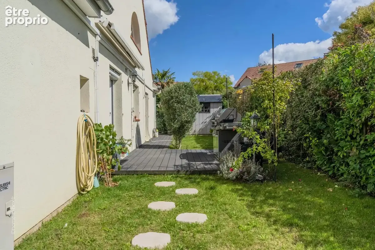 En exclusivité – villa d’exception avec piscine à bussy-saint-georges - photo 36