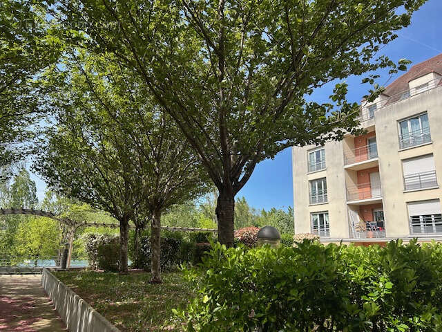 F3 lumineux avec grand balcon et vue panoramique sur la Seine   Résidence sécurisée - photo 14