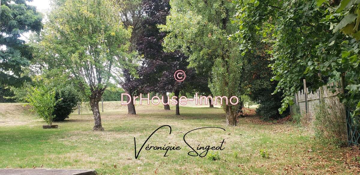 Maison à SAINT-MICHEL-LE-CLOUCQ