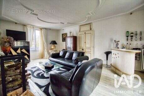 Maison 234 m² à Avernes  - photo 3