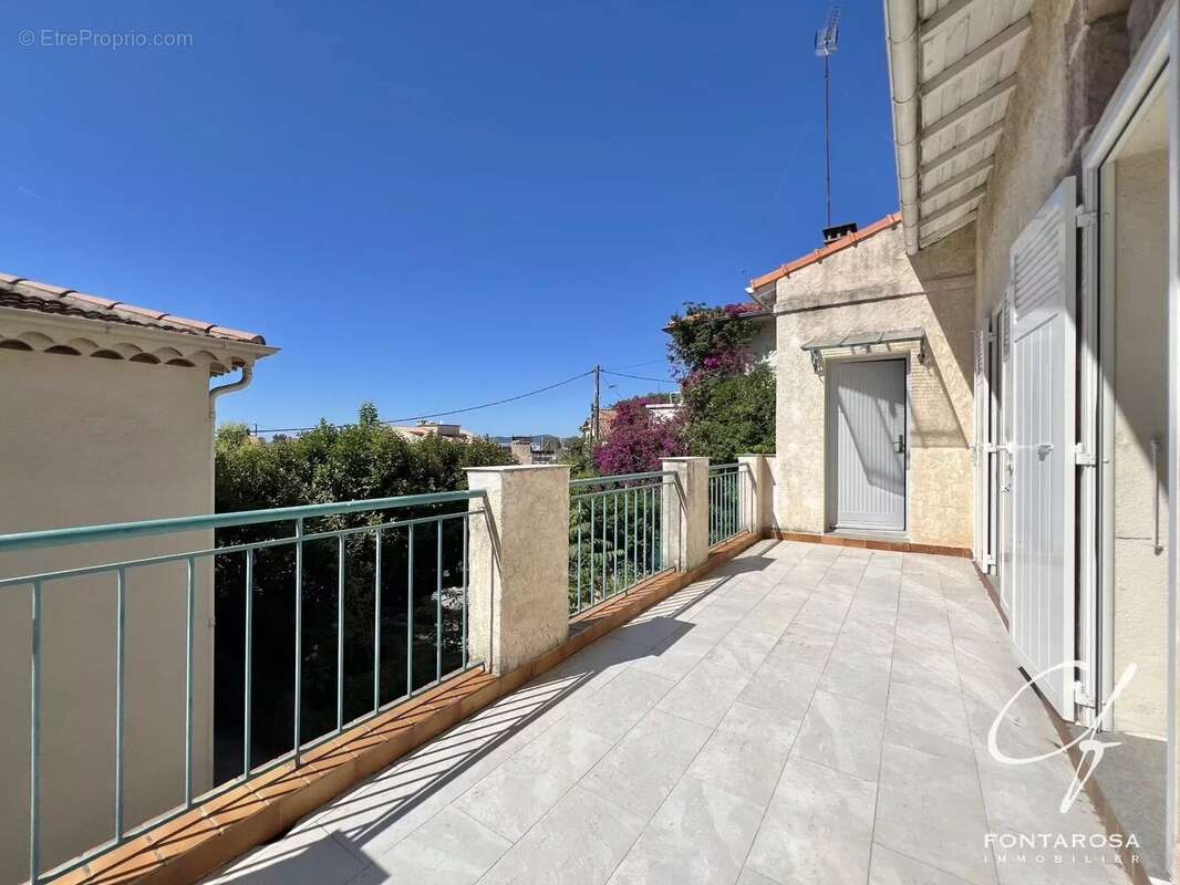 Maison à SAINT-RAPHAEL