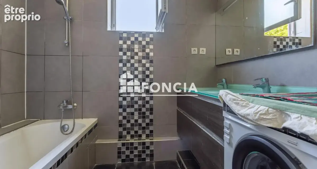 Appartement familial lumineux de 4 pièces au pied du Parc Heller - photo 8
