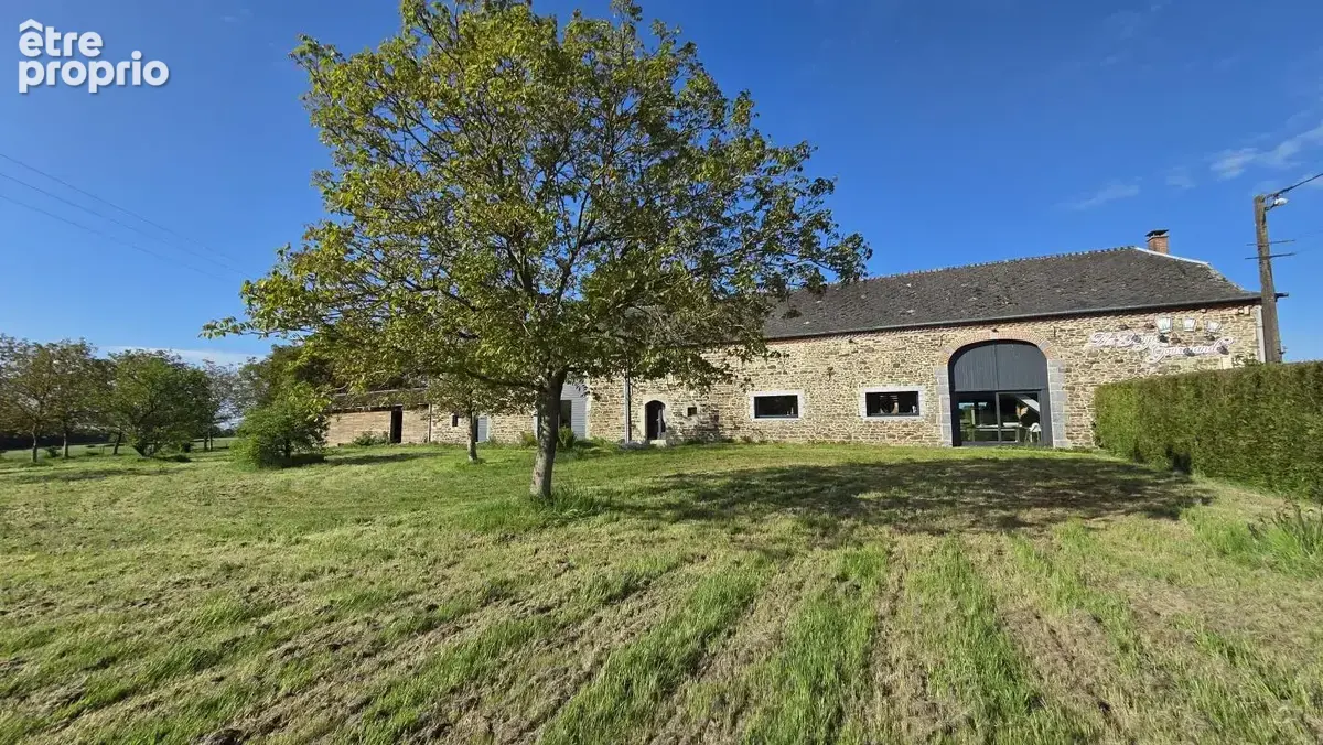 Grande propriété avec maison, hébergements et nombreuses possibilités d’exploitation, située à Mondrepuis - photo 21
