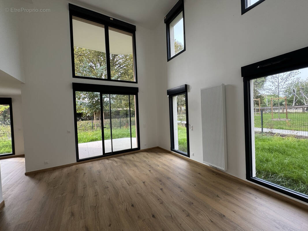 Appartement à PESSAC