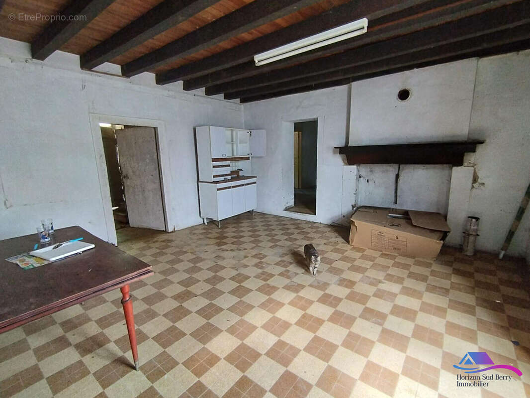 PIECE DE VIE - Maison à SAINT-PRIEST-LA-MARCHE