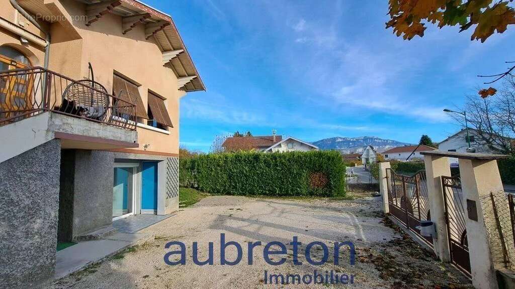 Maison à SAINT-CASSIEN