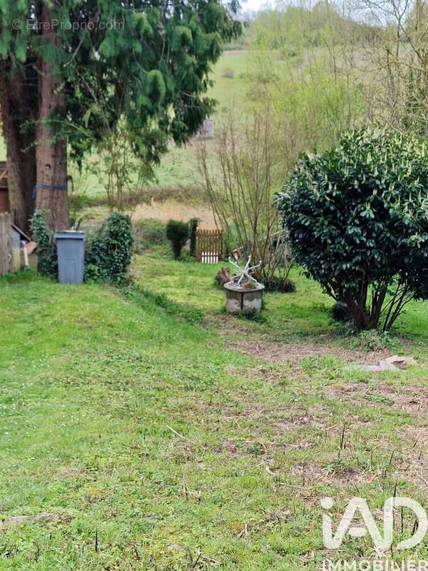 Photo 1 - Terrain à SAULX-LES-CHARTREUX