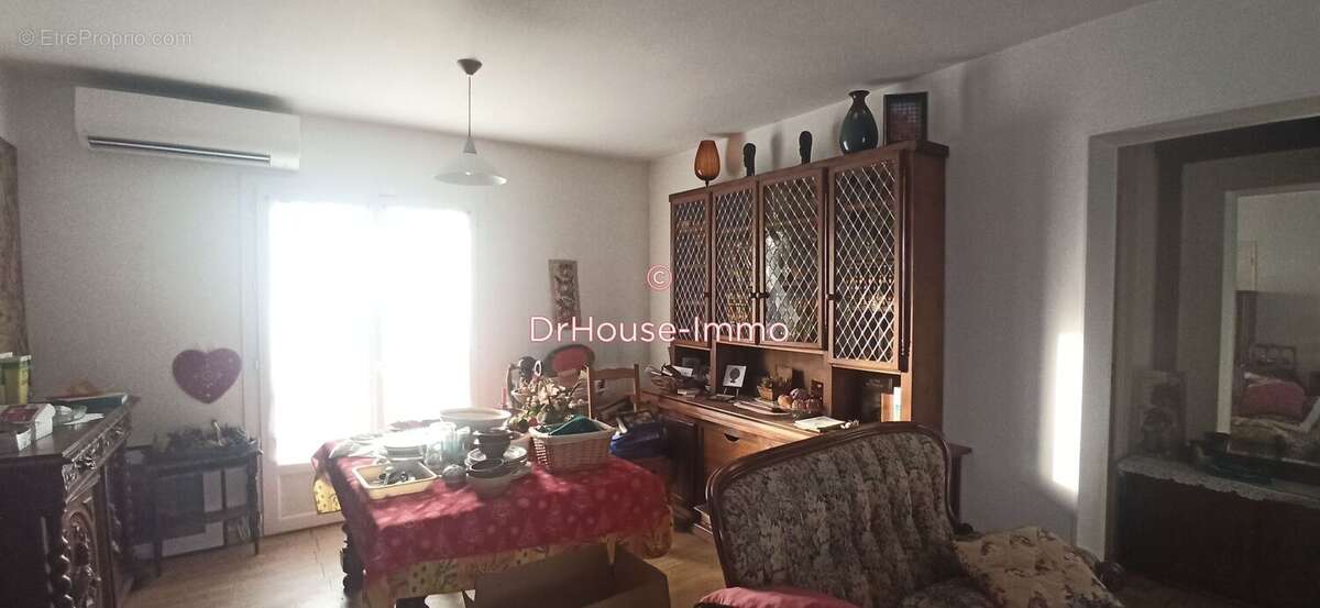 Commerce à SAINT-PIERRE-D&#039;AURILLAC