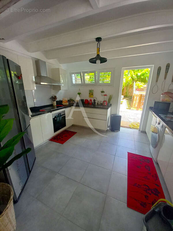 Maison à LES TROIS-ILETS