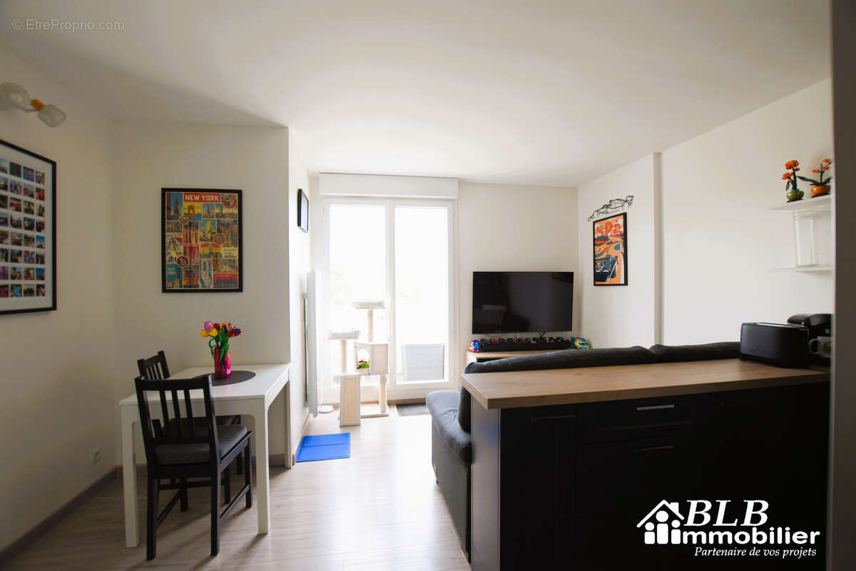 Appartement à LE PERRAY-EN-YVELINES