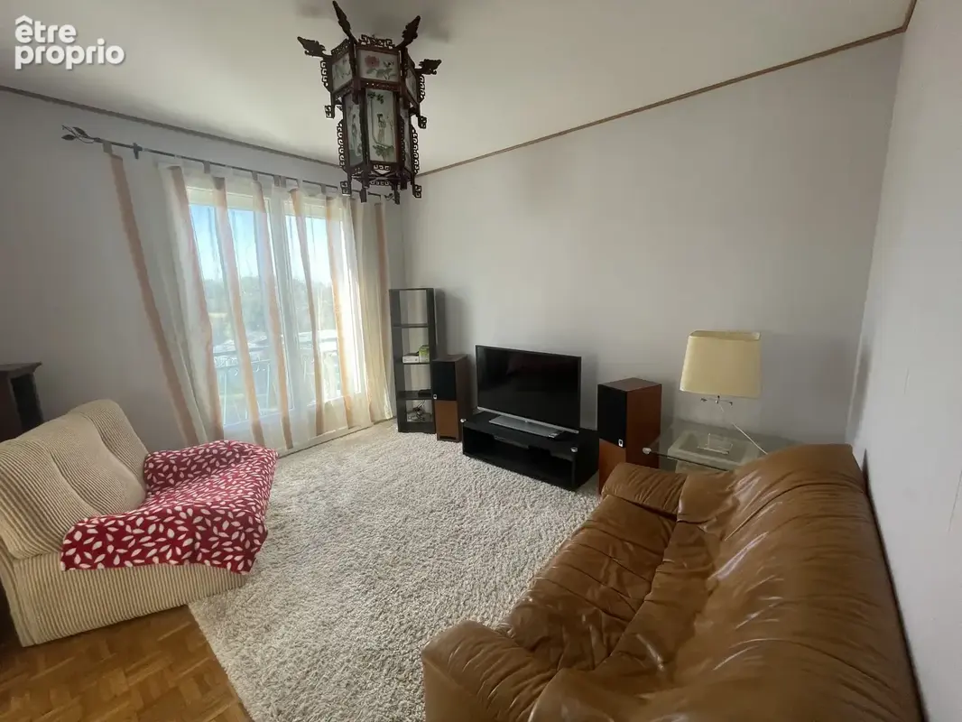 Segré-En-Anjou Bleu, Maison avec terrain - photo 3