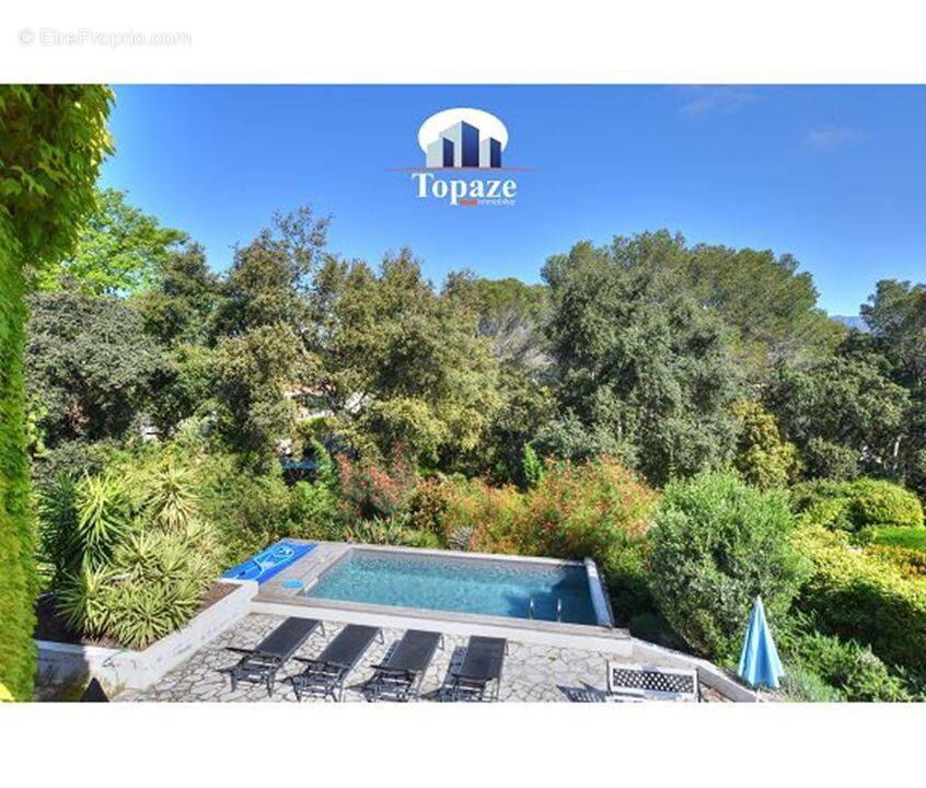 Maison à SAINT-RAPHAEL