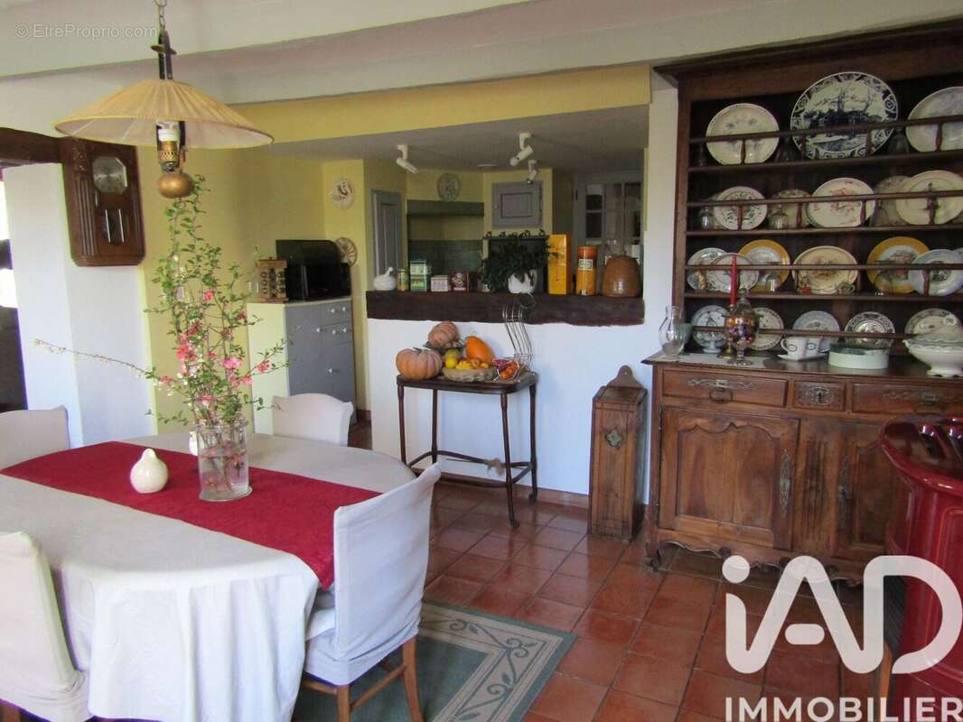 Photo 8 - Maison à LE GUA