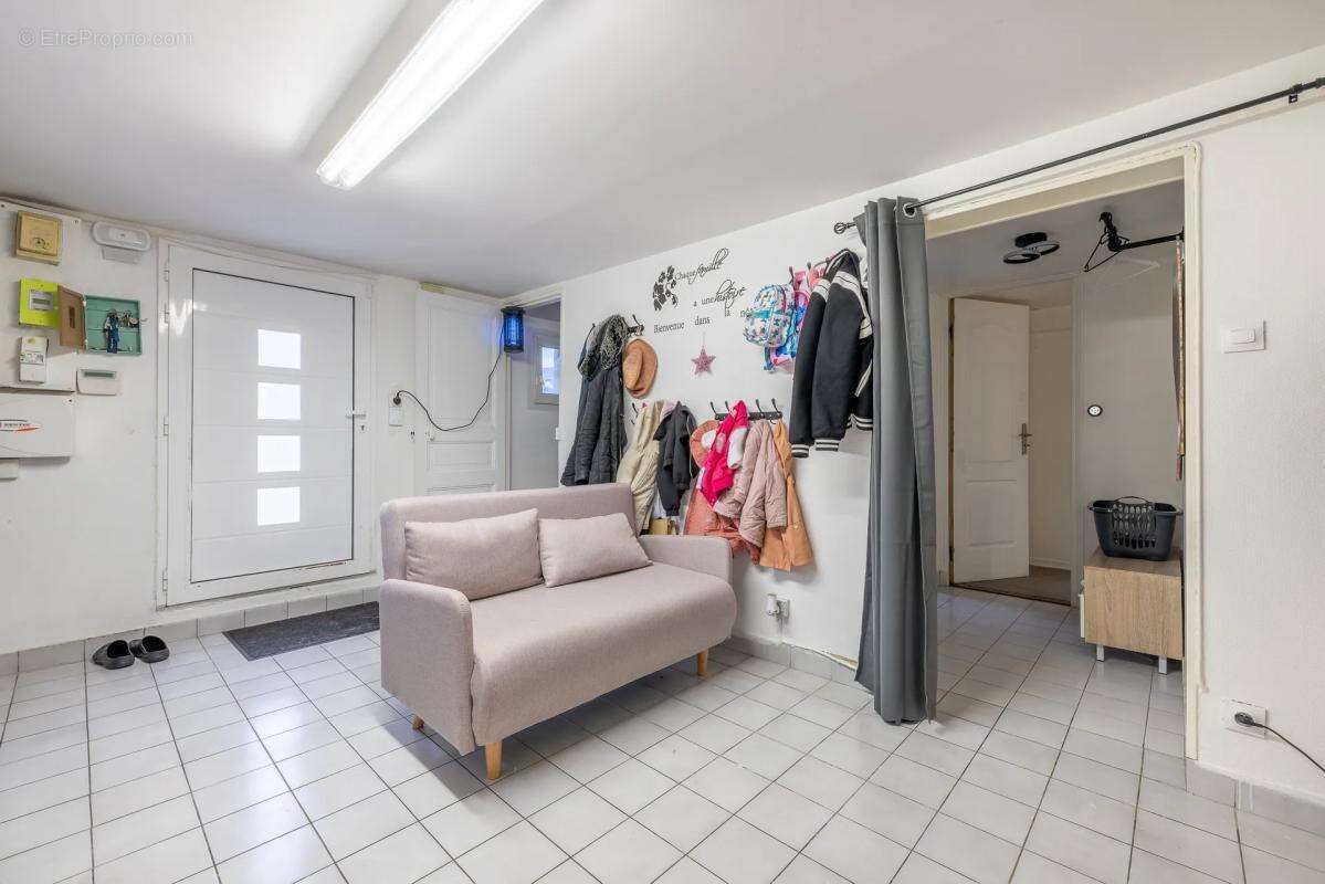 Maison à COMBS-LA-VILLE