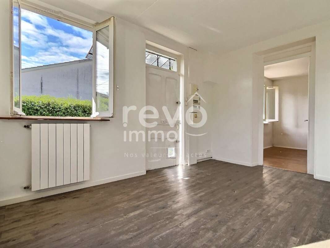 Maison à VAULX-EN-VELIN