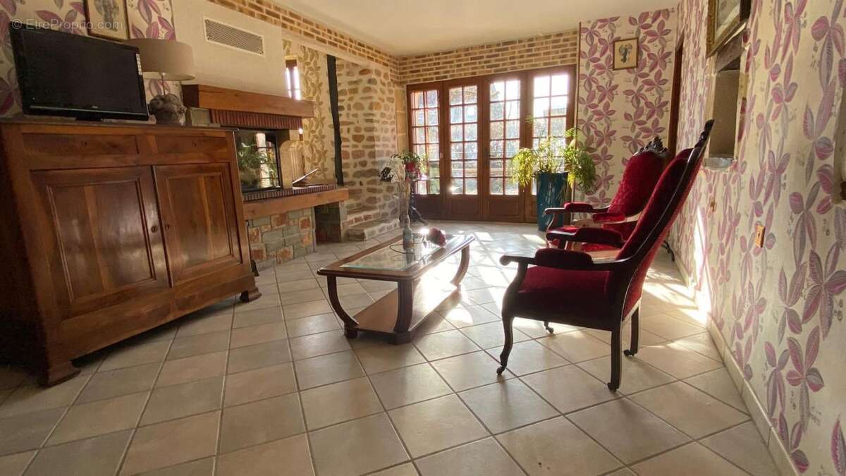 Maison à SAINT-SAULGE