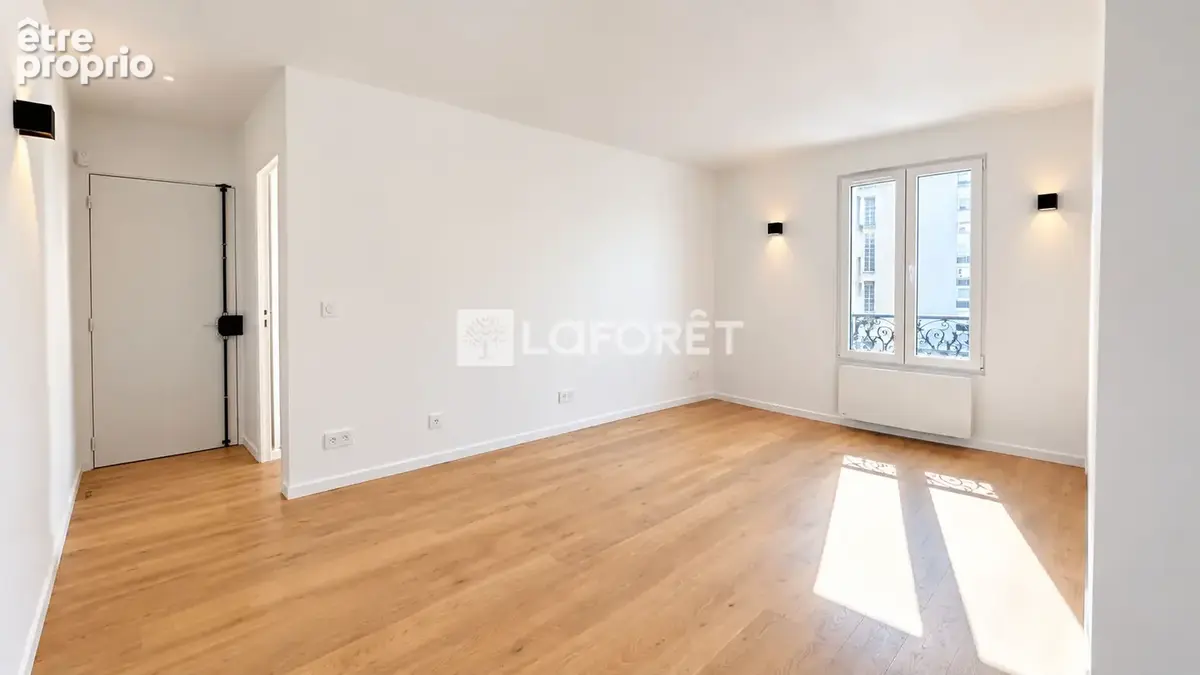 Appartement à PARIS-20E