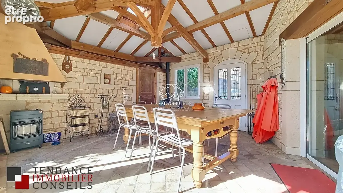Maison 7 pièces 170 m² à vendre à Saint-Etienne-Des-Oullieres (69460) - photo 6