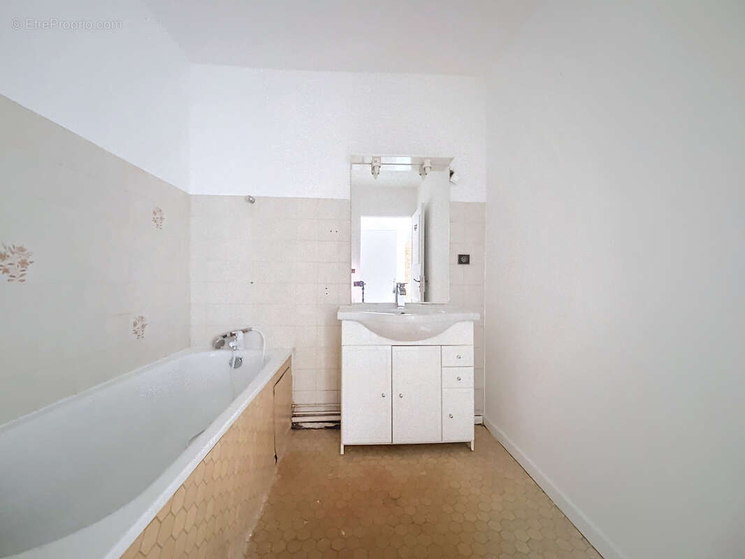 Appartement à CULOZ