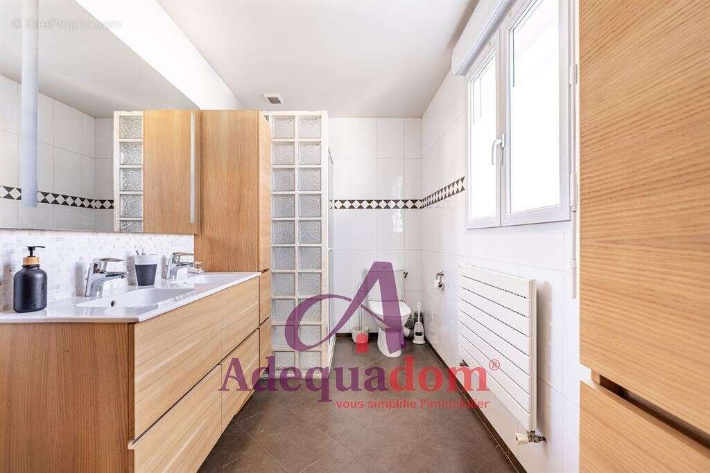 Maison à BOIS-COLOMBES