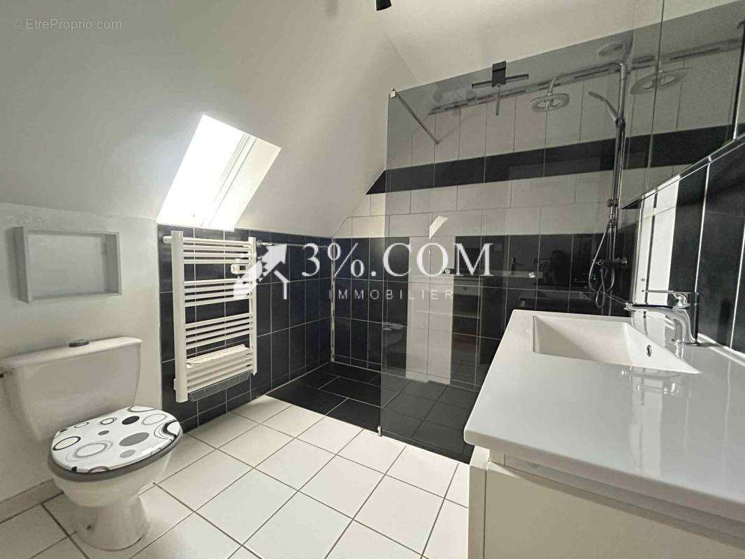 Maison à LA TURBALLE