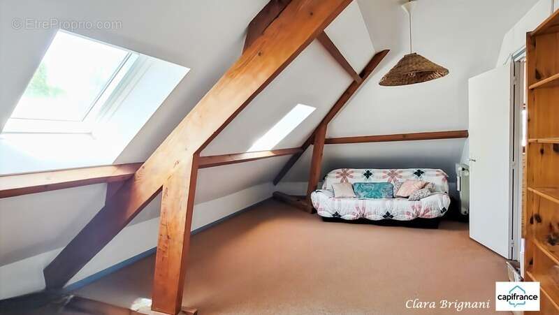 Maison à vendre - 6 pièces, 156m² à Avrainville - sous-sol total et terrain arboré de 1 555 m² - photo 14