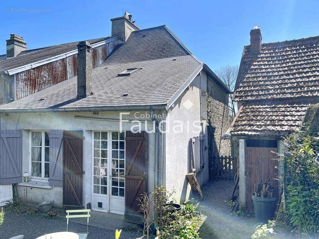 Maison à CAMETOURS