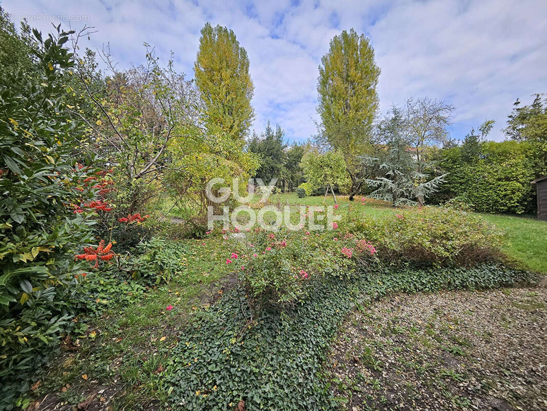 Maison à ROSNY-SOUS-BOIS