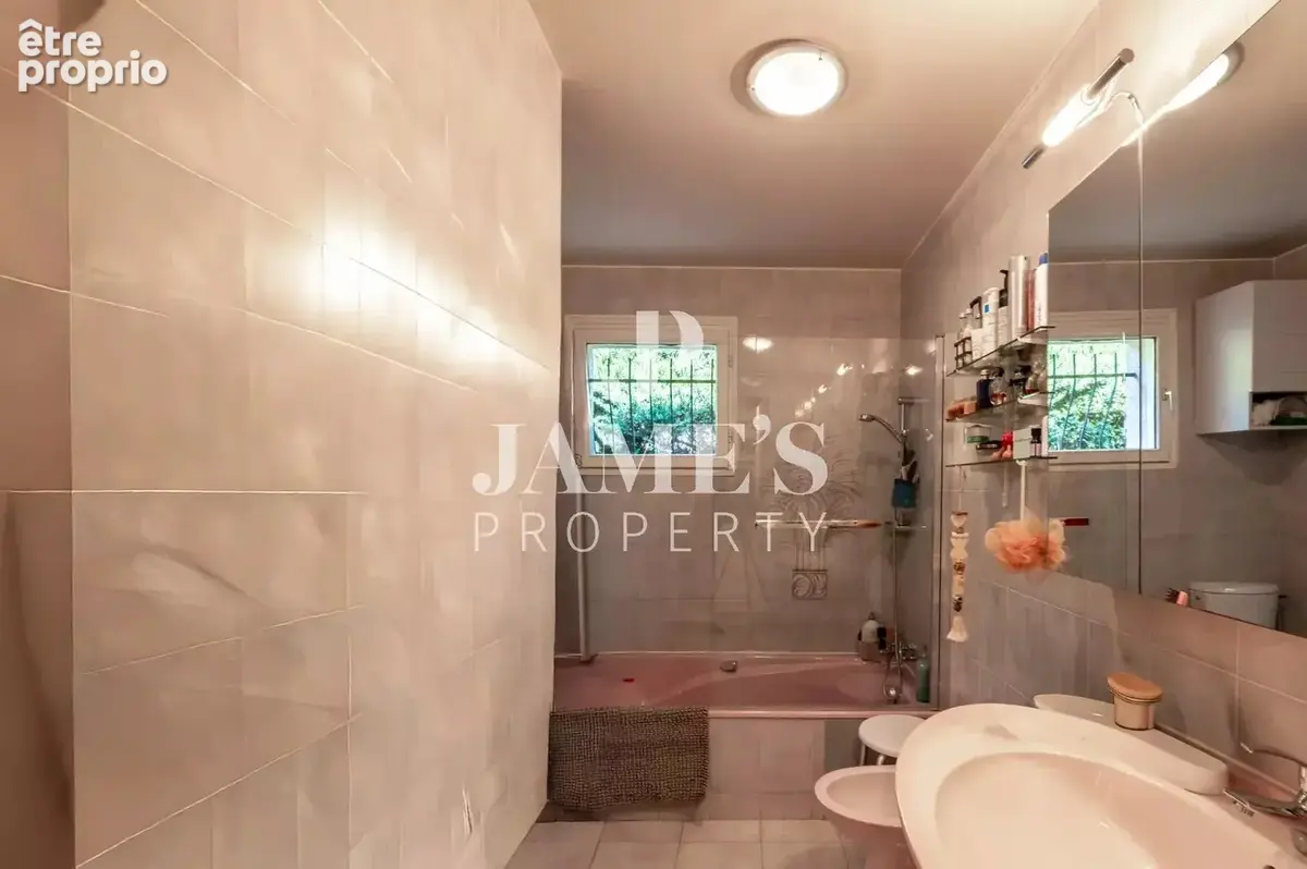 Maison 5 pièces 115 m² à vendre à Saint-Remy-De-Provence (13210) - photo 9