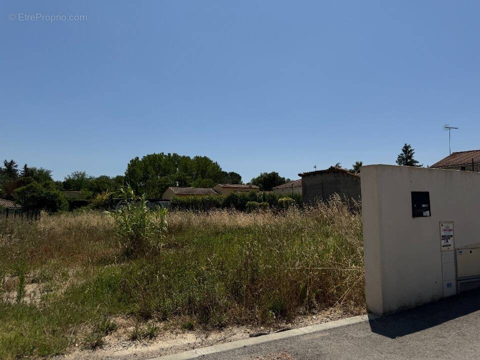 Terrain à SAUSSINES