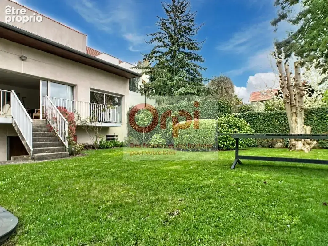Clamart Gare - Maison 7/8 pièces terrain 374 m² - photo 20
