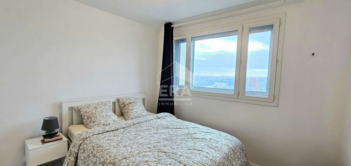 Appartement à CHARENTON-LE-PONT