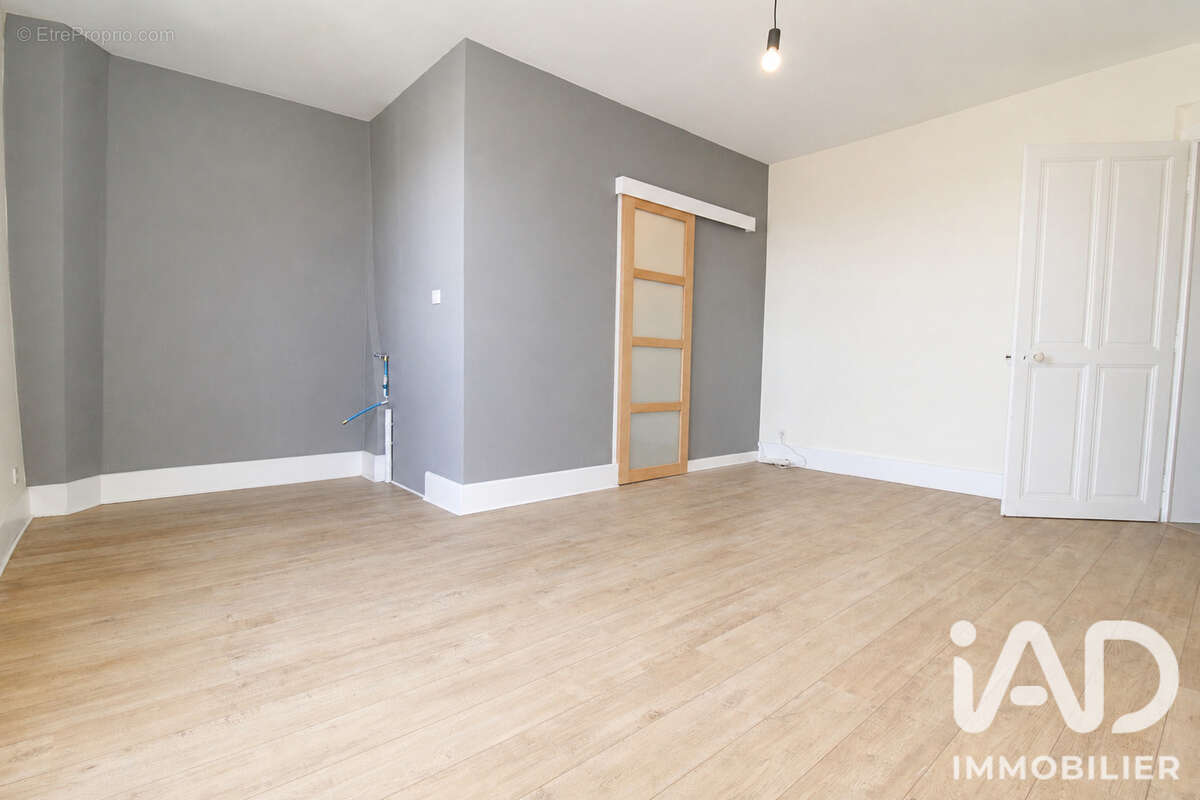 Appartement 41 m² à Nancy  - photo 9