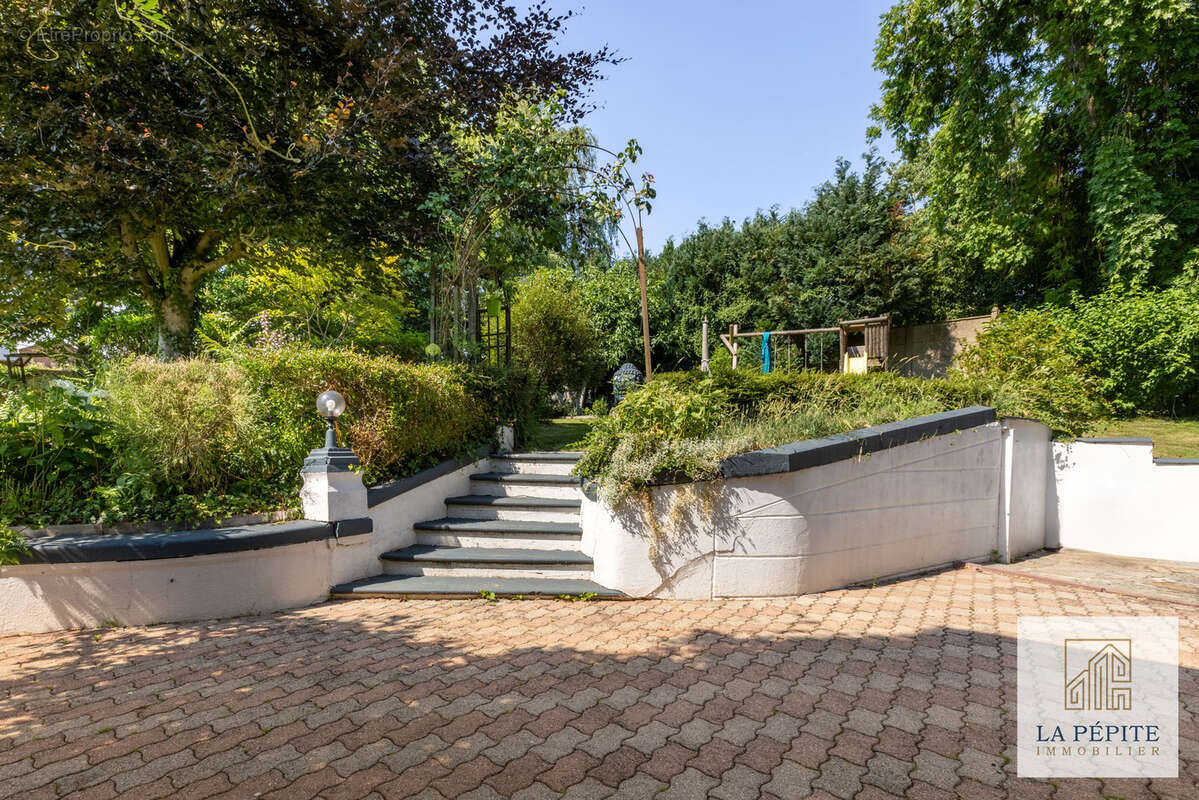 Splendide Demeure Bourgeoise d'Exception   Artres - photo 24