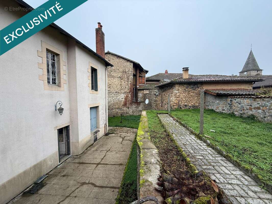 Photo 2 - Maison à SAINT-LAURENT-SUR-GORRE