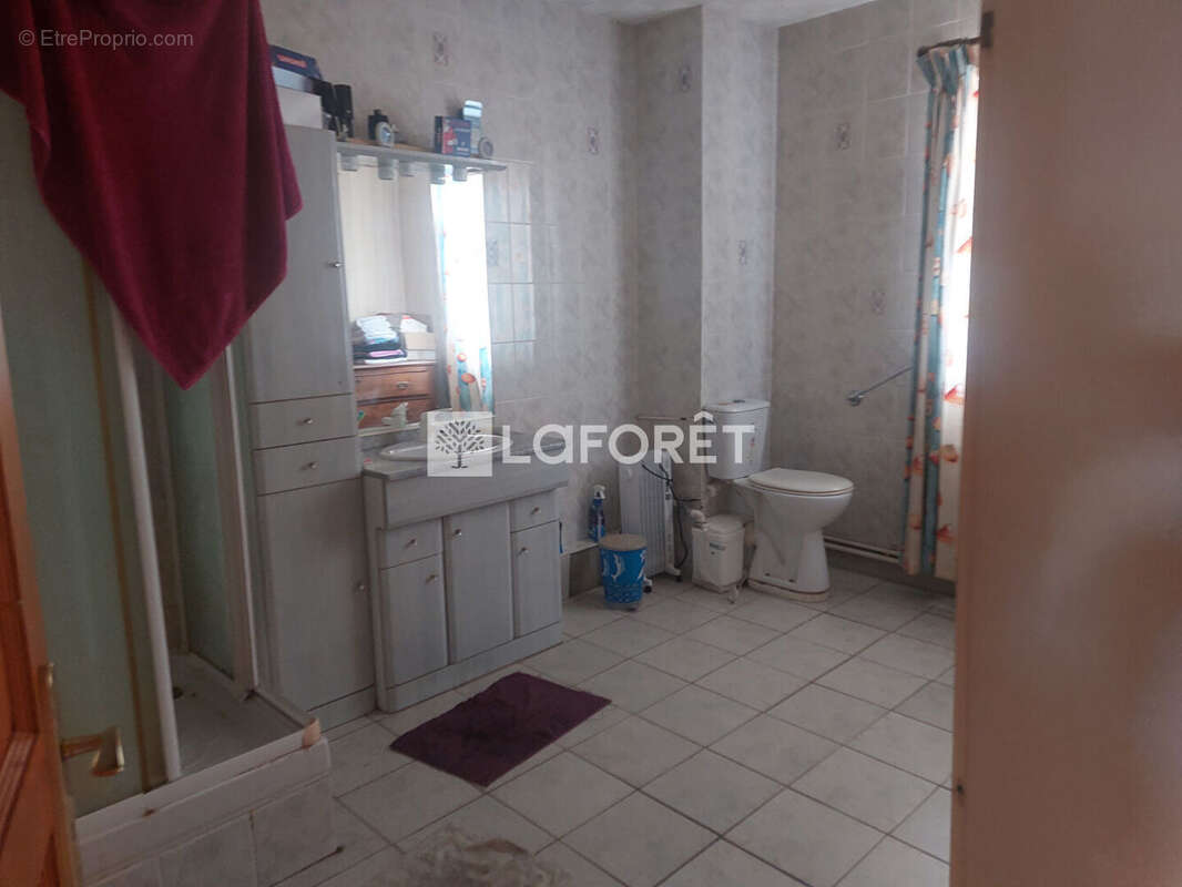 Fermztte sur 3256 m² - photo 3