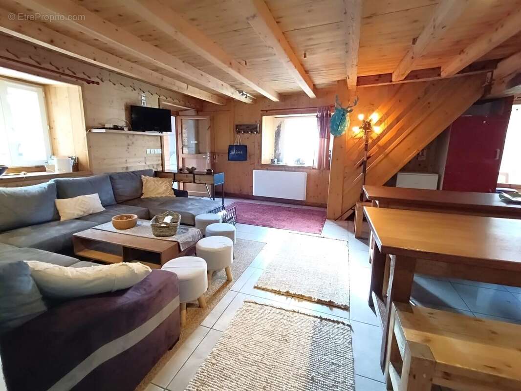 Appartement à MEAUDRE