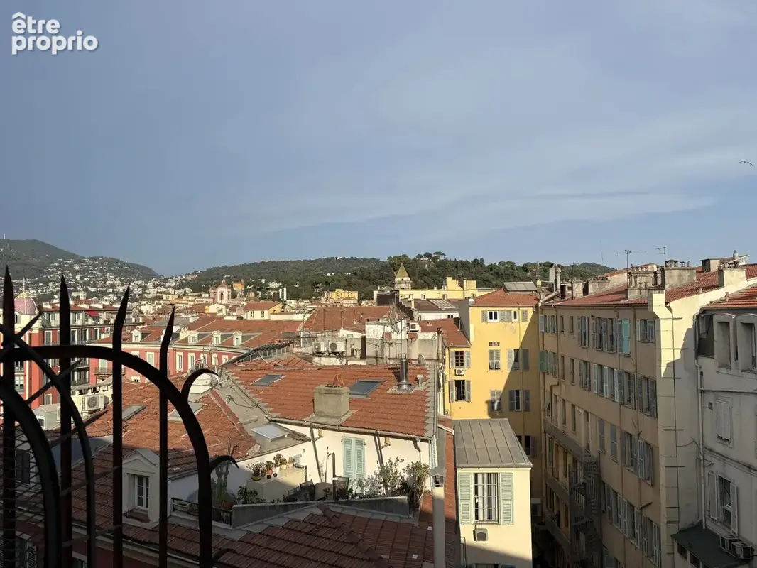 Place massena  2 pieces dernier etage ascenseur - photo 4