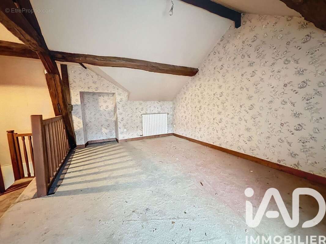 Maison 97 m² à Saint-Germain-Laxis  - photo 6