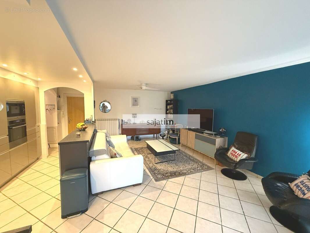 Appartement 80 m² à La Seyne-Sur-Mer  - photo 2