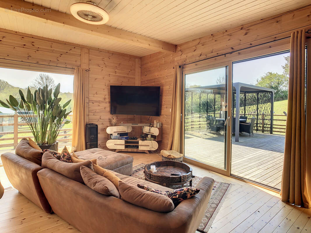 Maison à LA HAYE-D&#039;ECTOT